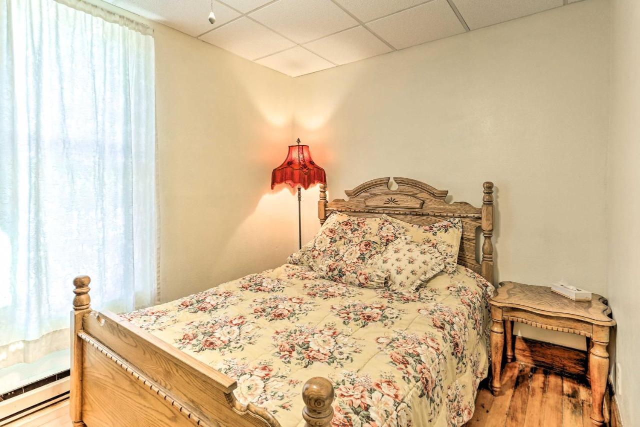 Custer Apt In Heart Of Town Shop, Dine, Hike Bagian luar foto